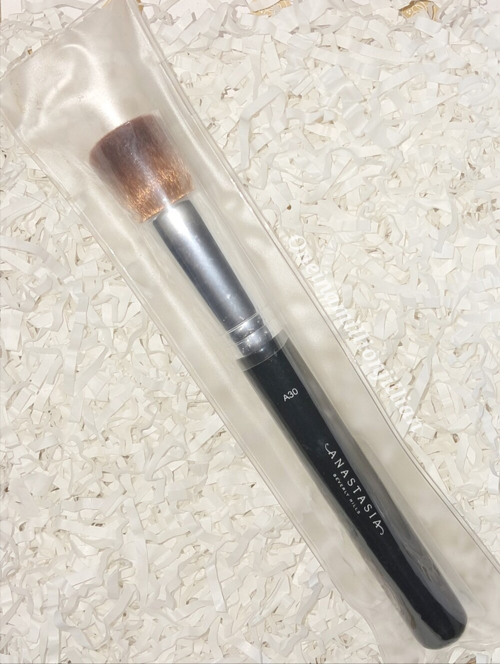 Anastasia Beverly Hills ABH A30 Pro Brush Domed Kabuki Brush